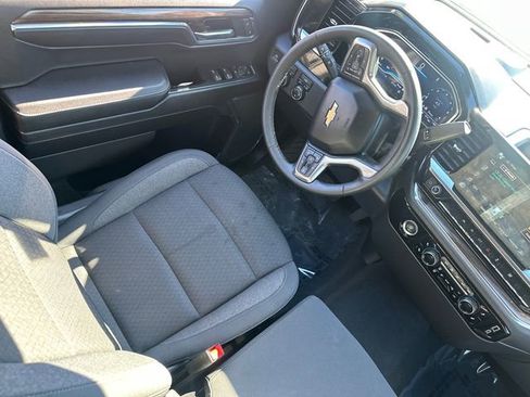 Used 2024 Chevrolet Silverado 1500 LT image 20