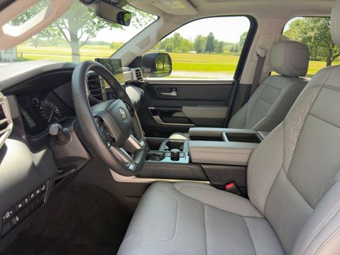 Used 2022 Toyota Tundra Limited RWD image 19