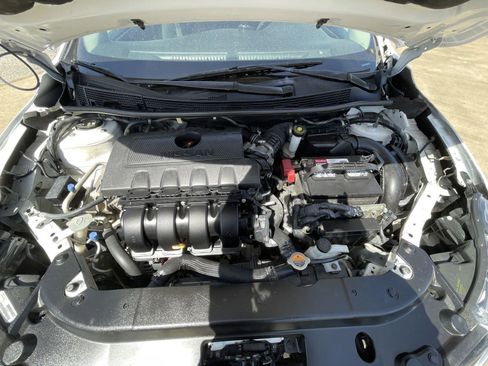 Used 2019 Nissan Sentra S FWD image 38