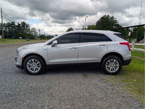 Used 2017 Cadillac XT5 FWD image 9