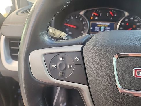 Used 2020 GMC Terrain SLT image 3