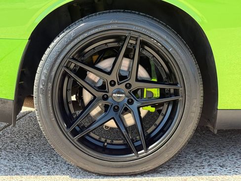 Used 2015 Dodge Challenger R/T w/ Quick Order Package 22B R/T RWD image 26