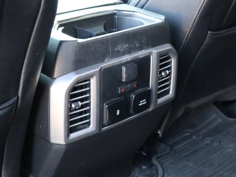 Used 2019 Ford F150 Platinum w/ Equipment Group 701A Luxury AWD/4WD image 19