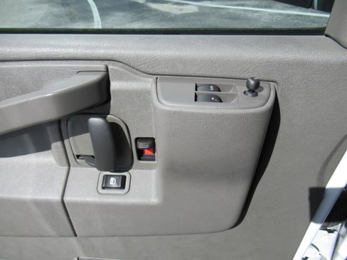 Used 2025 GMC Savana 2500 w/ Driver Convenience Package RWD image 23