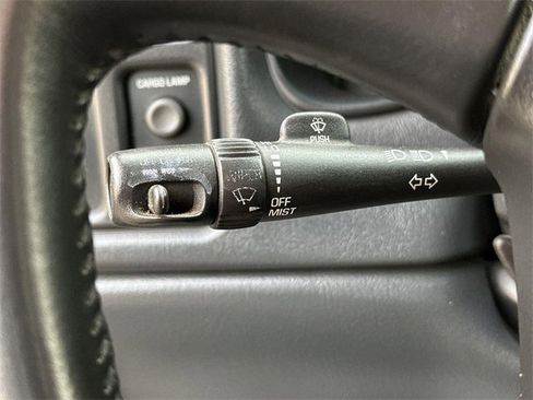 Used 2002 Chevrolet Silverado 3500 LS w/ Electrical Convenience Pkg image 30