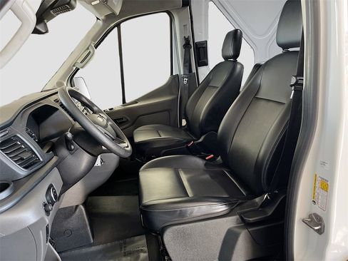 Used 2025 Ford Transit 250 148 Medium Roof image 20