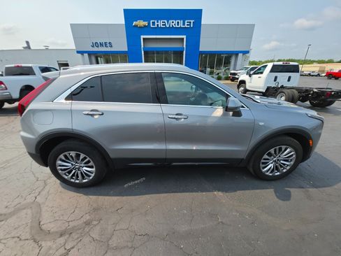 Used 2024 Cadillac XT4 Premium Luxury AWD/4WD image 6