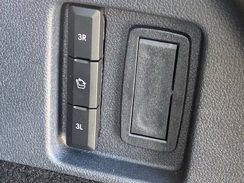 Used 2026 Lincoln Aviator AWD image 7
