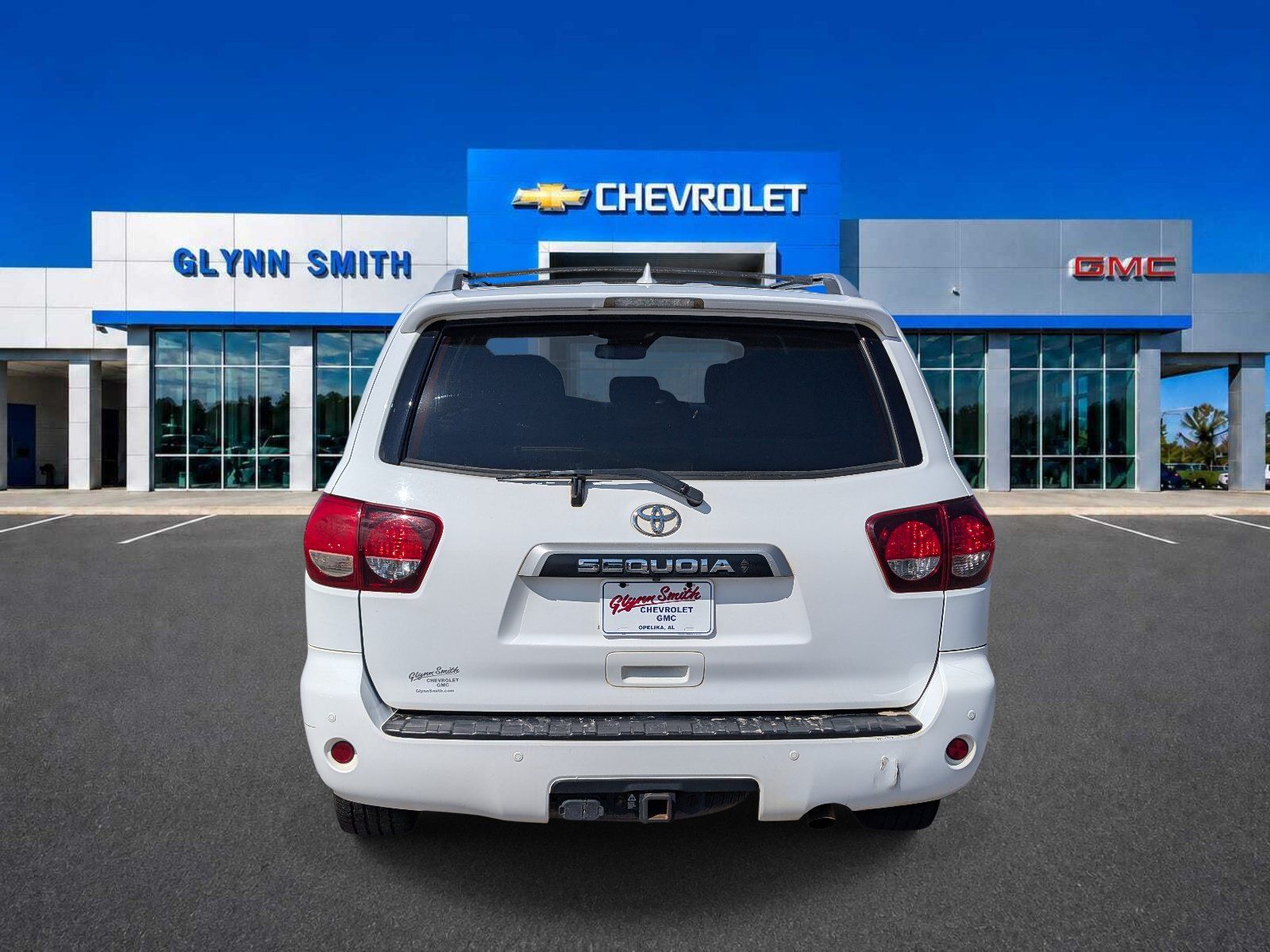 Used 2020 Toyota Sequoia Limited w/ Safety & Convenience Package RWD image 8