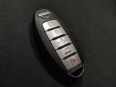 Used 2021 Nissan Sentra SV image 32