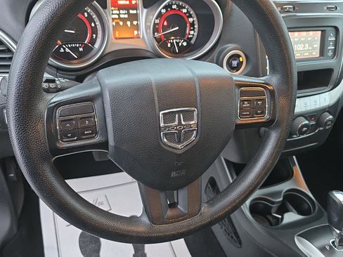 Used 2015 Dodge Journey American Value Package w/ Flexible Seating Group image 18