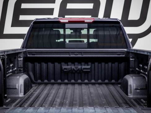 Used 2024 GMC Sierra 1500 SLT w/ SLT Premium Plus Package image 40