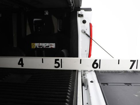 Used 2022 Ford F150 XLT w/ Equipment Group 302A High image 10