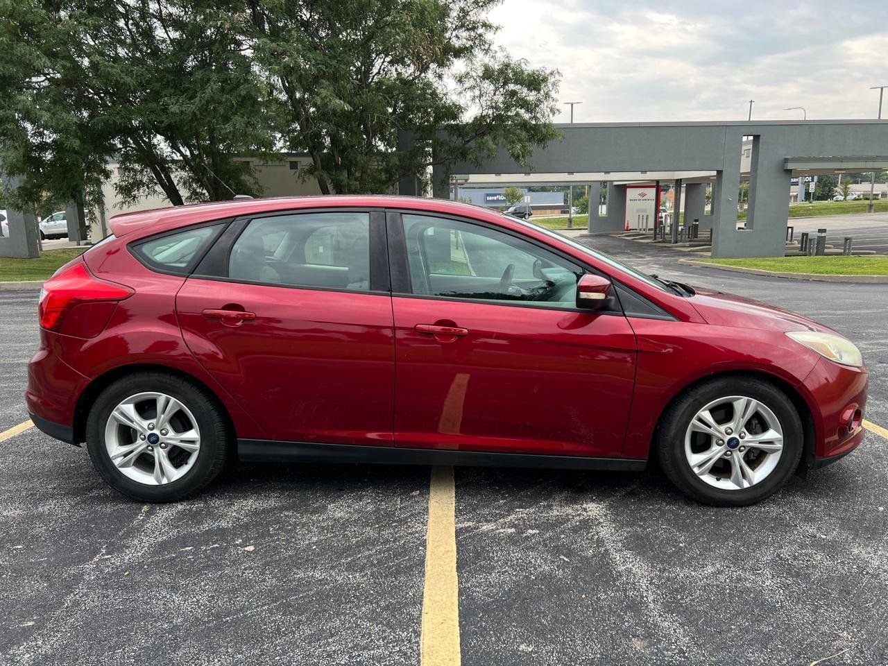 Used 2014 Ford Focus SE FWD image 7