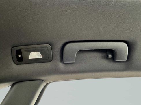 Used 2019 Porsche Macan image 42