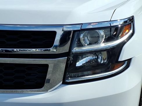 Used 2018 Chevrolet Tahoe LT w/ Luxury Package AWD/4WD image 9