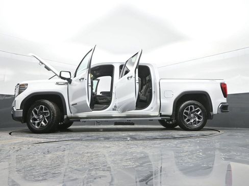 Used 2025 GMC Sierra 1500 SLT w/ SLT Premium Plus Package image 57