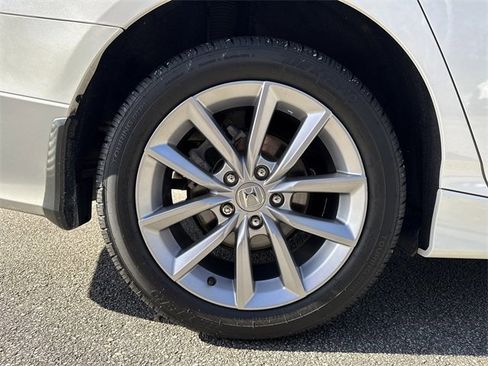 Used 2022 Honda Accord LX image 17