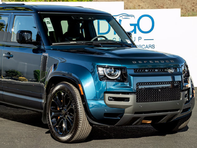 New 2026 Land Rover Defender 110 OCTA AWD/4WD image 5