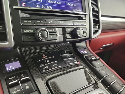 Used 2016 Porsche Cayenne GTS image 26