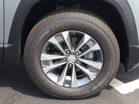 New 2026 Chevrolet Equinox LT w/ Safety and Technology Package FWD image 11