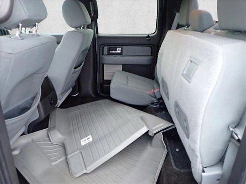 Used 2014 Ford F150 XLT w/ XTR Package image 8