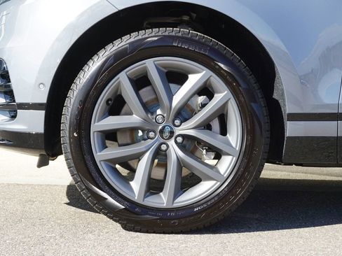 New 2026 Land Rover Range Rover Velar Dynamic SE image 34