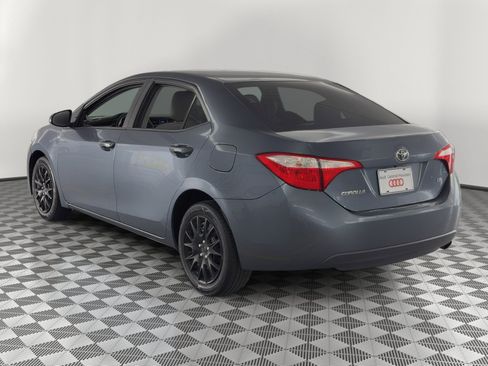 Used 2015 Toyota Corolla LE image 3