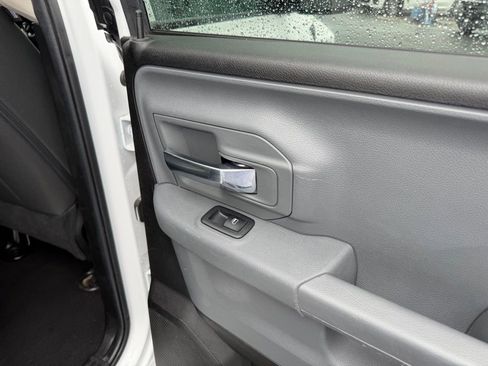 Used 2024 RAM 1500 Classic SLT image 33