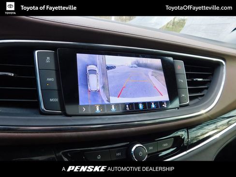 Used 2021 Buick Enclave Avenir w/ Avenir Technology Package image 11