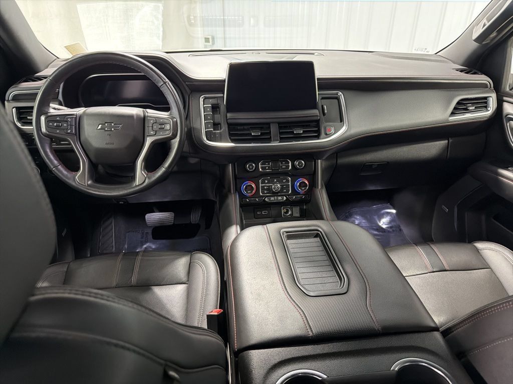 Certified 2022 Chevrolet Suburban RST w/ Luxury Package AWD/4WD image 3