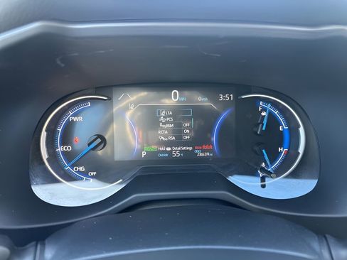 Used 2024 Toyota RAV4 XLE image 21