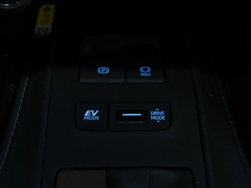 Used 2021 Toyota Venza Limited w/ Advanced Technology Package AWD/4WD image 31