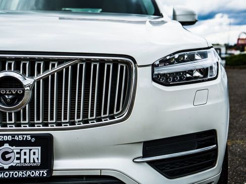 Used 2016 Volvo XC90 T6 Inscription w/ Vision Package AWD/4WD image 9
