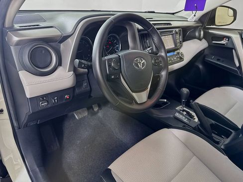 Used 2016 Toyota RAV4 XLE image 9