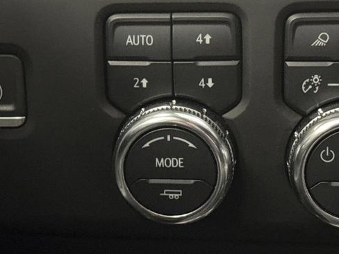 Used 2024 GMC Sierra 2500 AT4 w/ AT4 Premium Plus Package image 24