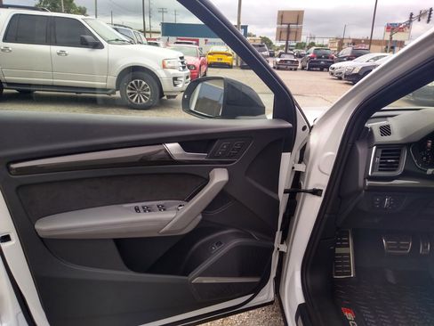 Used 2020 Audi SQ5 Premium Plus image 12