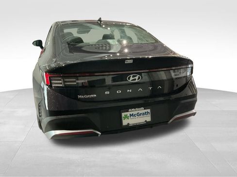 New 2025 Hyundai Sonata SE image 4