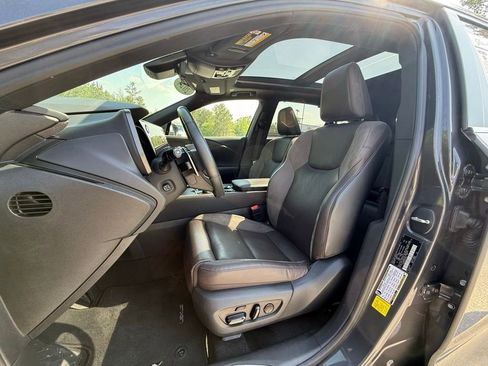 Certified 2024 Lexus RX 350 AWD w/ Convenience Package image 19