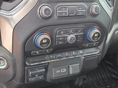 Used 2020 Chevrolet Silverado 1500 LT w/ All-Star Edition AWD/4WD image 24
