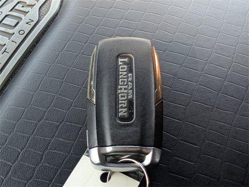 Used 2022 RAM 1500 Limited image 34