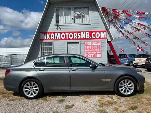Used 2013 BMW 740i RWD image 18