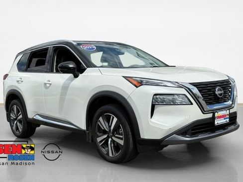 Used 2023 Nissan Rogue SL AWD/4WD image 1