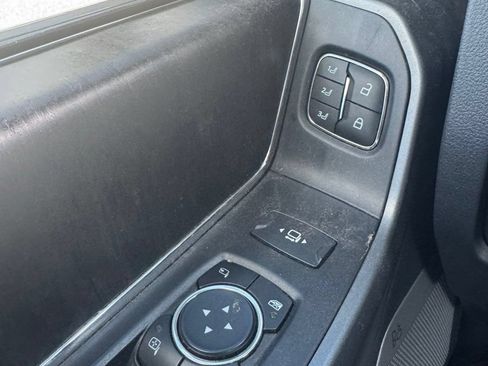 Used 2025 Ford F250 Lariat w/ Chrome Package AWD/4WD image 14