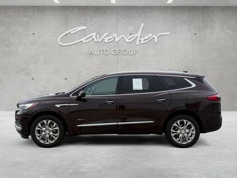 Used 2021 Buick Enclave Avenir w/ Avenir Technology Package FWD image 13