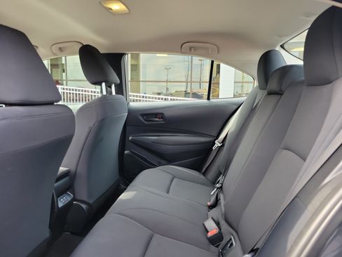 Used 2024 Toyota Corolla LE FWD image 11