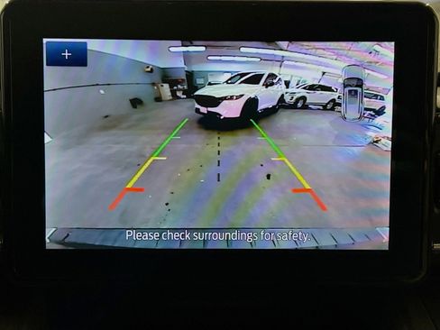 Used 2023 Ford Explorer XLT w/ Equipment Group 202A image 9