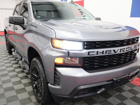 Used 2020 Chevrolet Silverado 1500 Custom w/ Infotainment Package RWD image 22