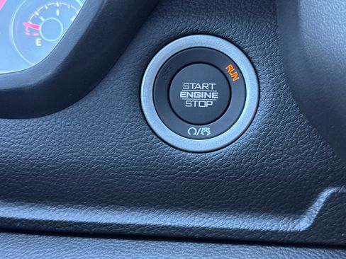 New 2026 RAM 1500 4x4 Crew Cab image 20