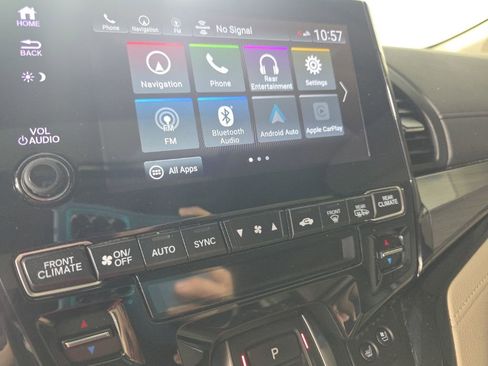 Used 2023 Honda Odyssey Elite image 16
